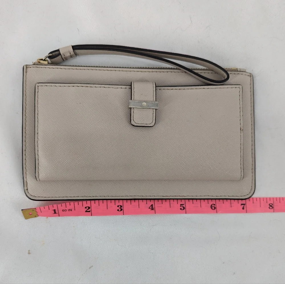 Kate Spade New York Cedar Street Karoliner Wristlet Crisp Linen - Picture 9 of 12